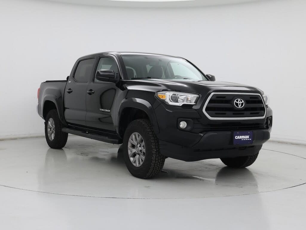 2017 Toyota Tacoma SR5 V6 Double Cab 4WD