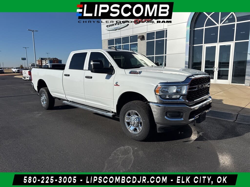2023 RAM 3500 Tradesman Crew Cab LB 4WD