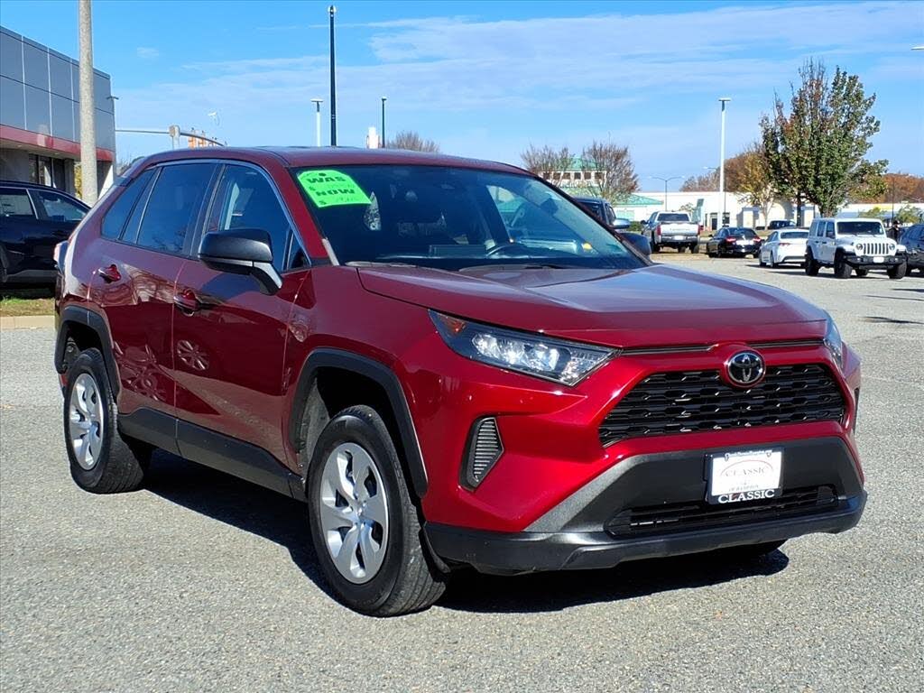 2022 Toyota RAV4 LE AWD