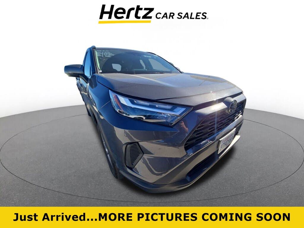 2025 Toyota RAV4 XLE AWD