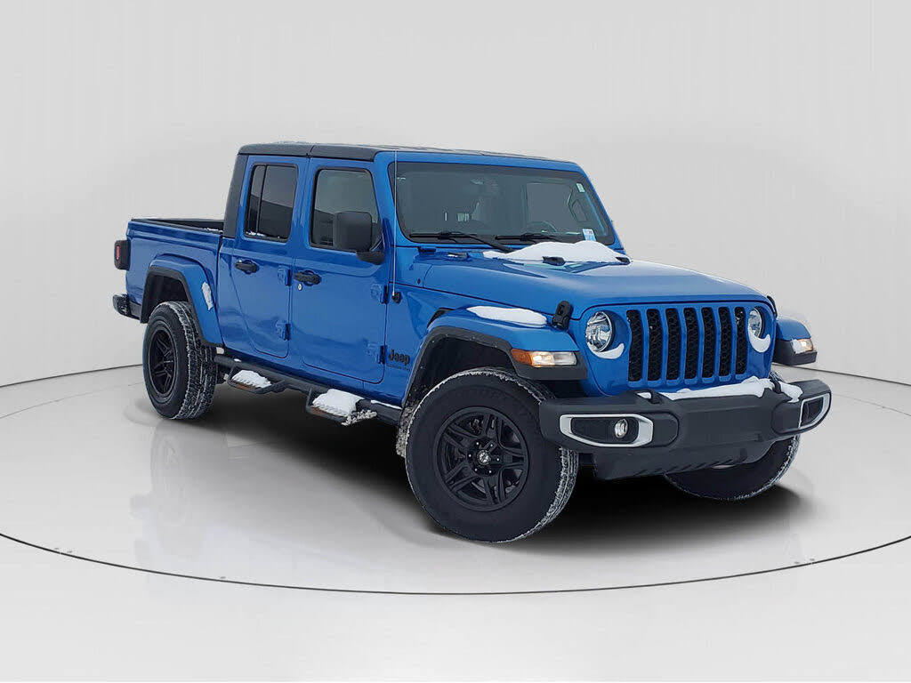 2022 Jeep Gladiator Sport S Crew Cab 4WD