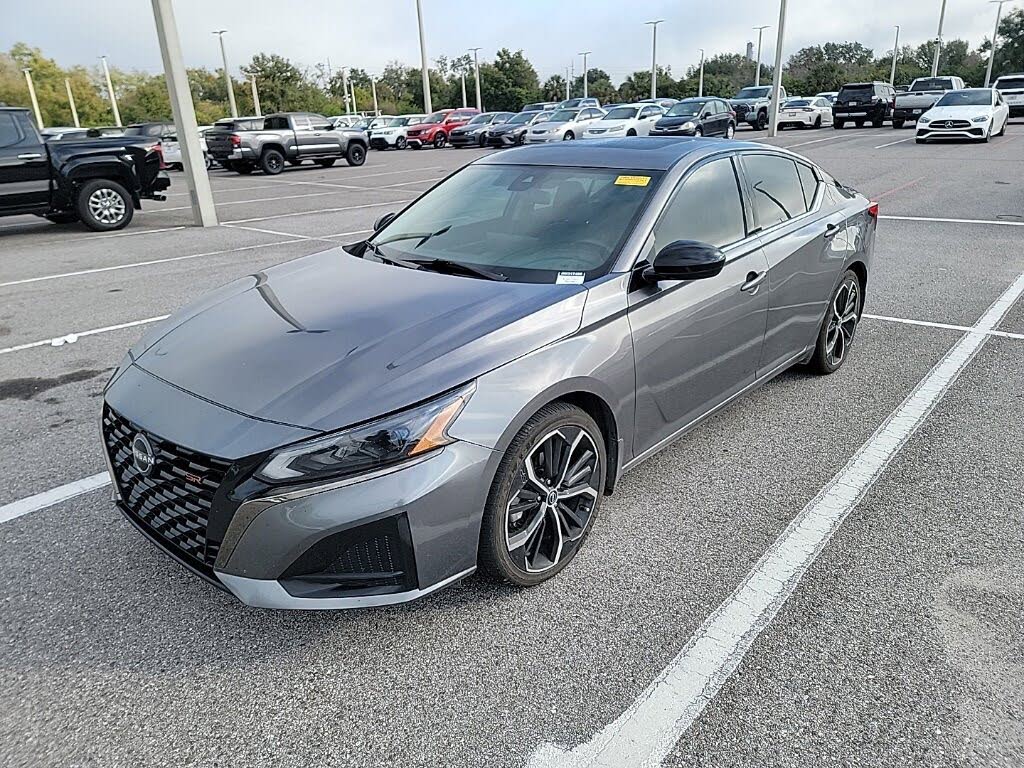 2024 Nissan Altima 2.5 SR FWD