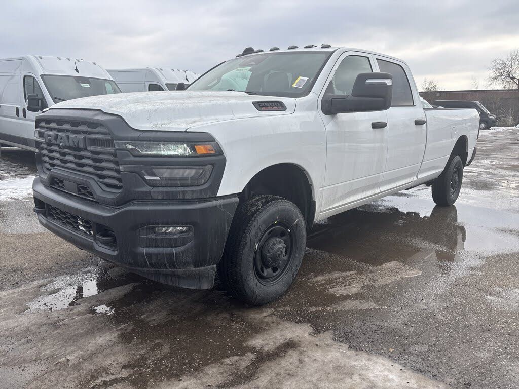 2026 RAM 2500 Tradesman Crew Cab LB 4WD