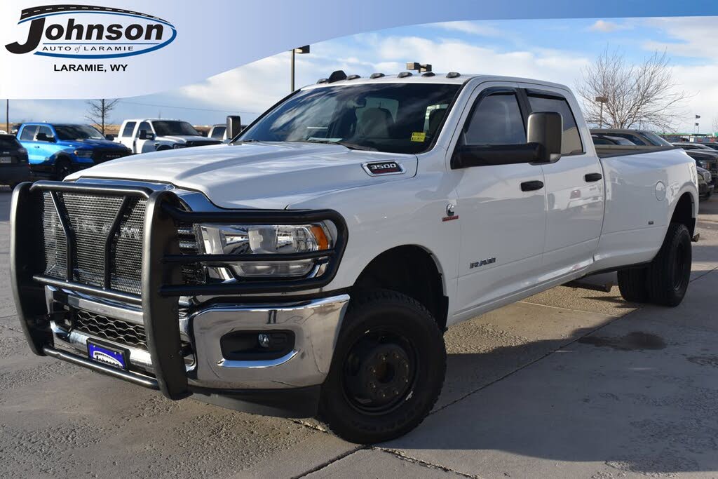2022 RAM 3500 Big Horn Crew Cab LB DRW 4WD