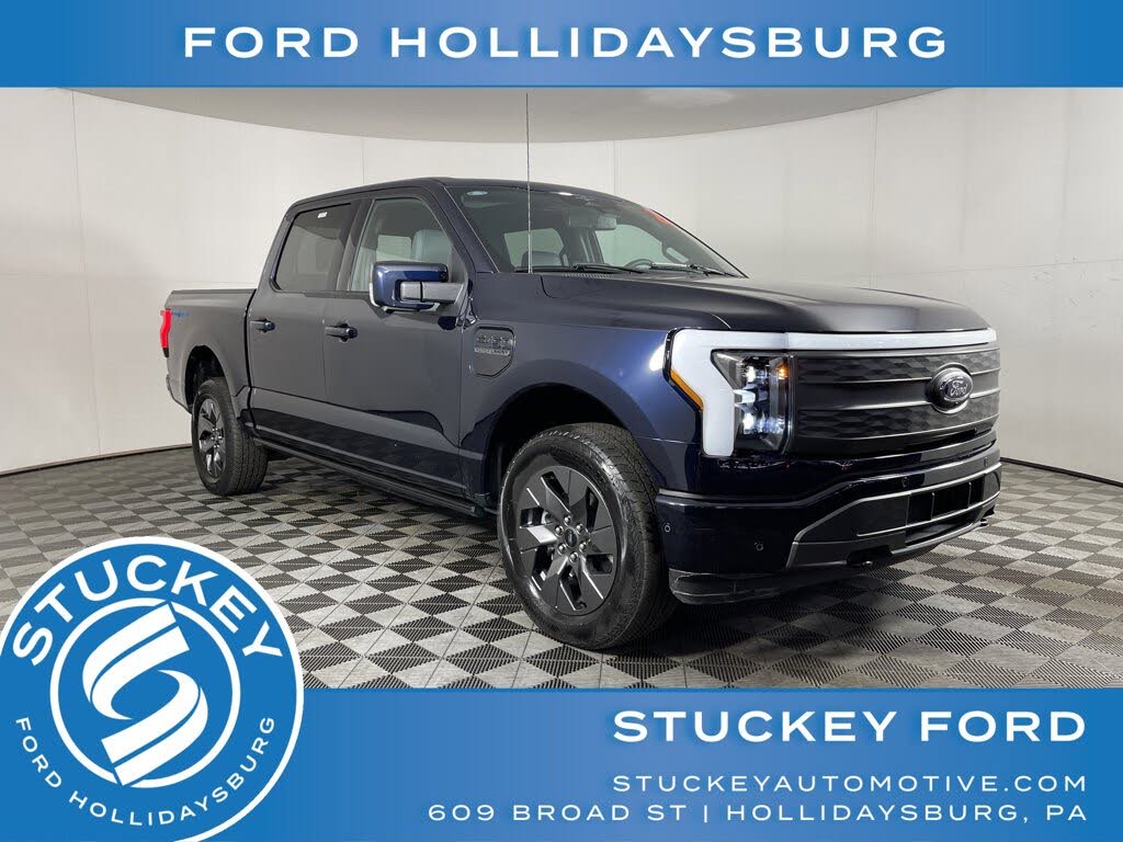 2023 Ford F-150 Lightning Lariat SuperCrew AWD