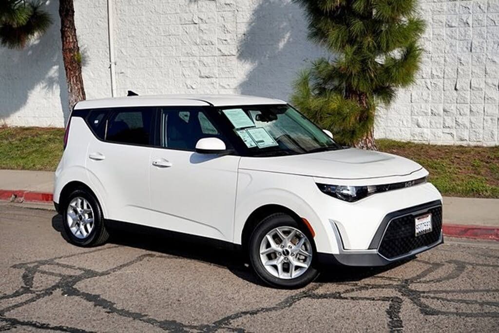 2023 Kia Soul S FWD