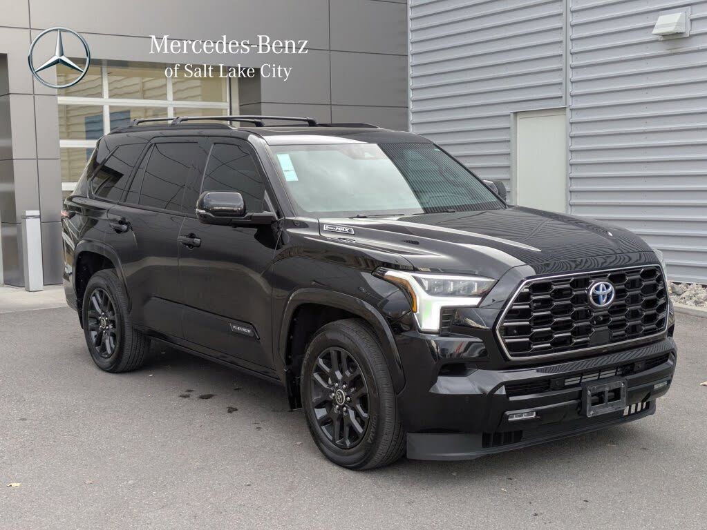 2023 Toyota Sequoia SR5 4WD