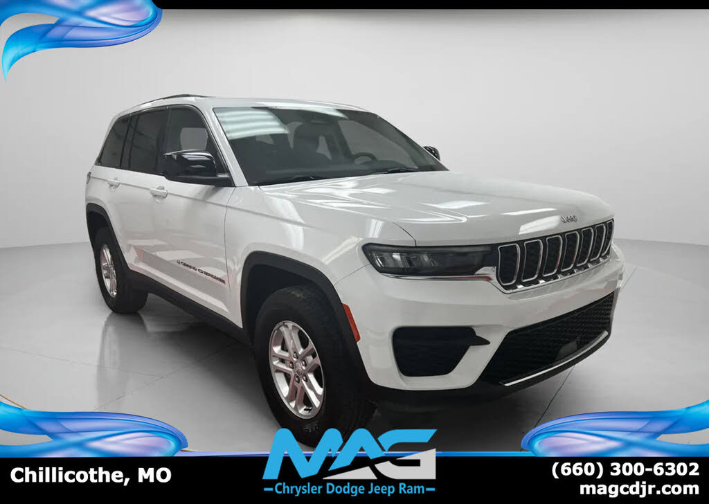 2024 Jeep Grand Cherokee Laredo 4WD