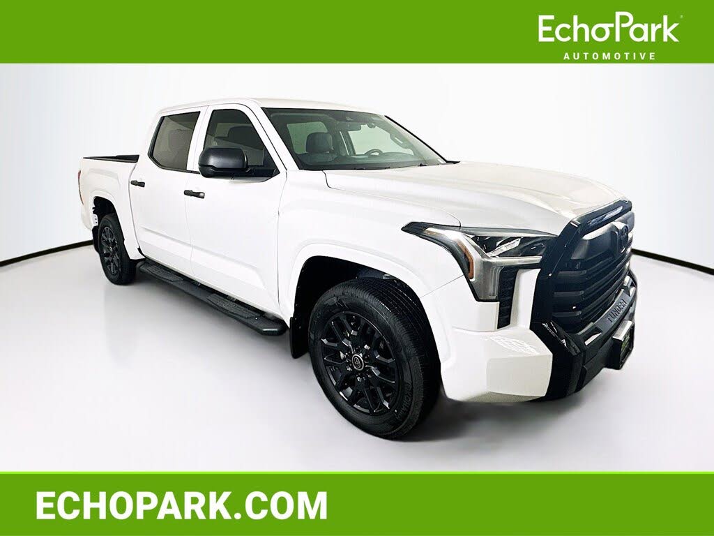 2024 Toyota Tundra SR CrewMax Cab 4WD