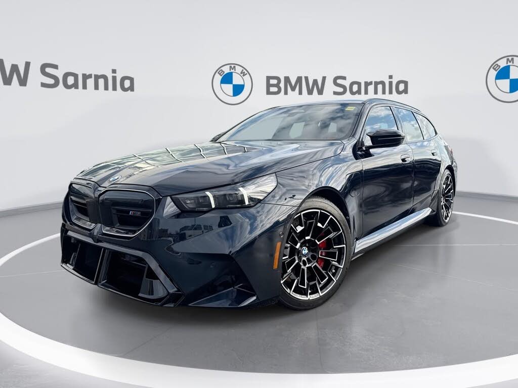 BMW M5 Touring AWD 2025