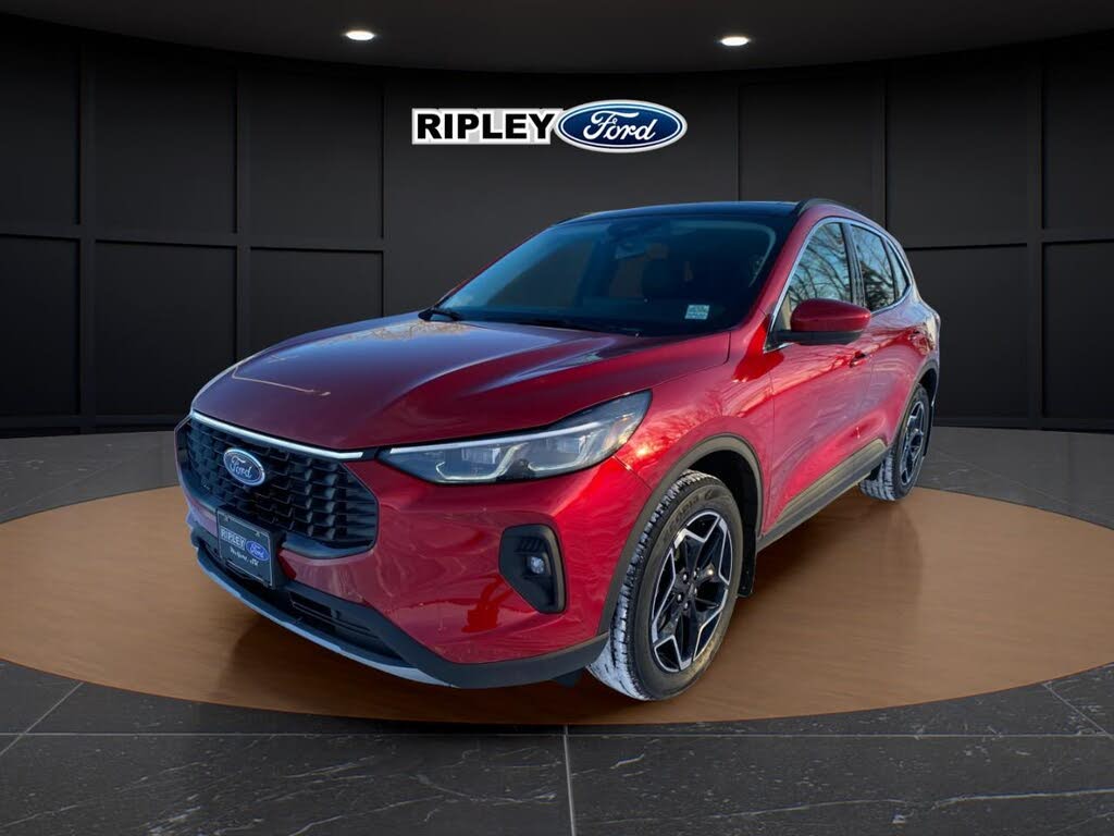 2026 Ford Escape Platinum AWD