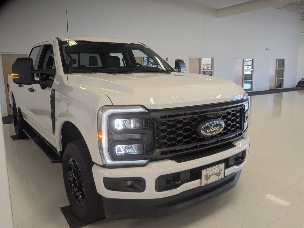 2026 Ford F-250 Super Duty XL Crew Cab 4WD