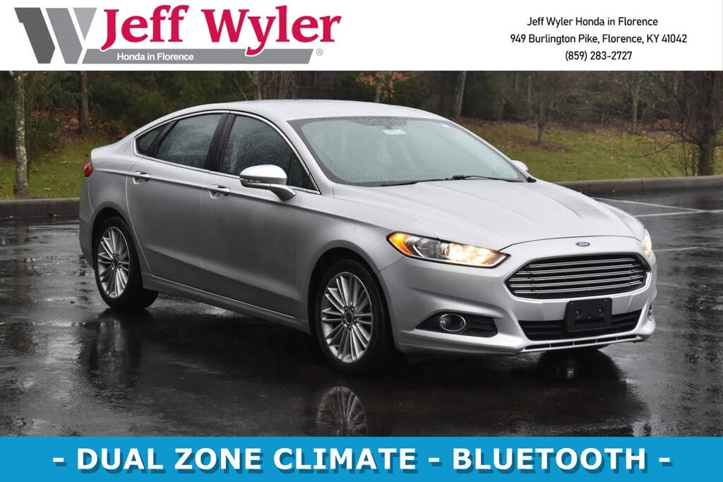 2016 Ford Fusion SE