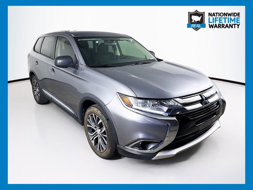 2017 Mitsubishi Outlander ES