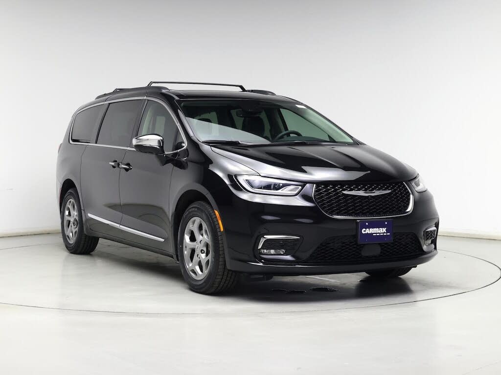 2022 Chrysler Pacifica Limited AWD