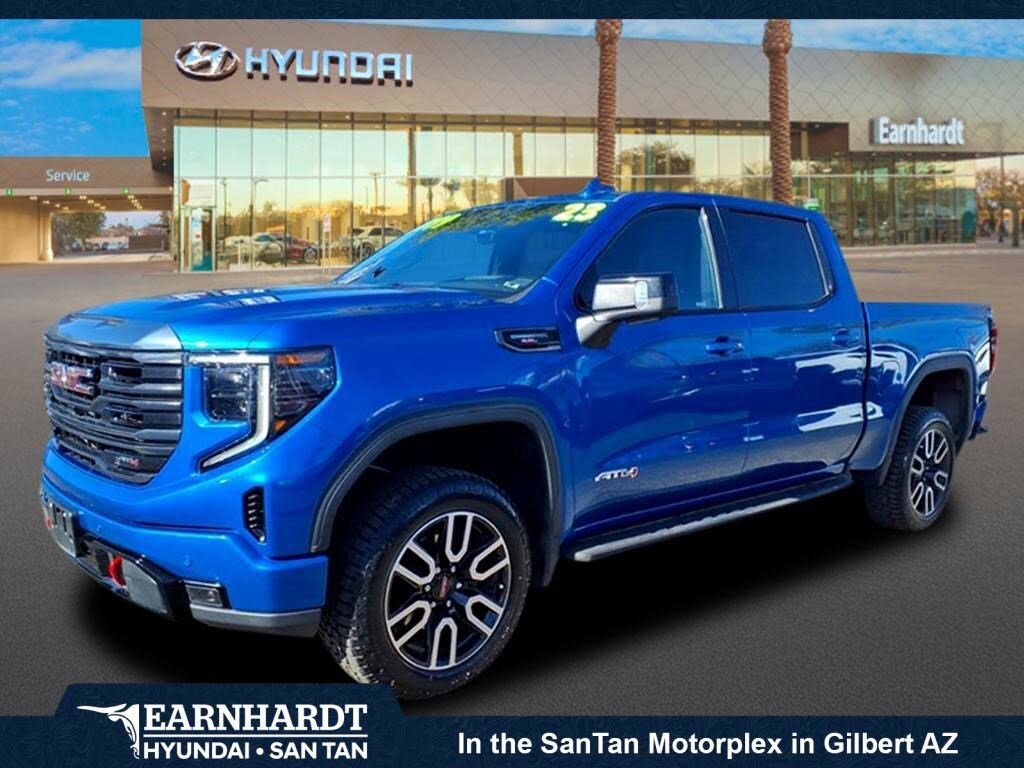 2023 GMC Sierra 1500 AT4 Crew Cab 4WD