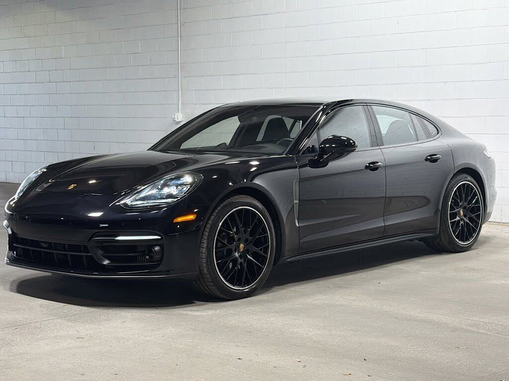 2023 Porsche Panamera Platinum Edition RWD