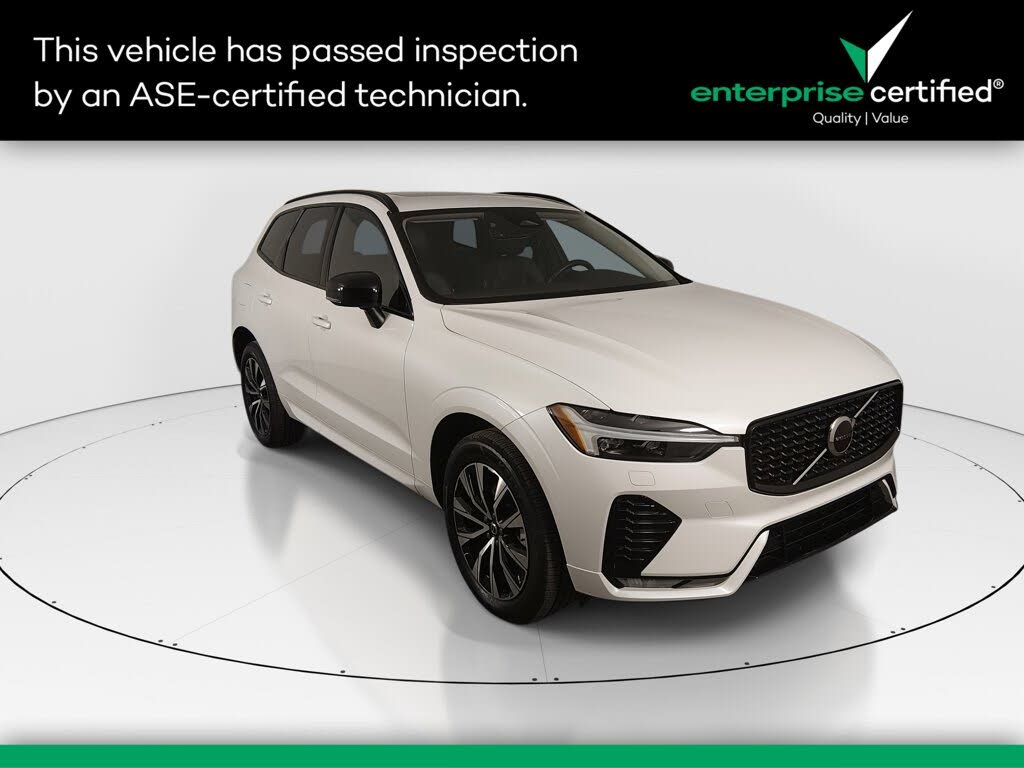 2024 Volvo XC60 B5 Core Dark Theme AWD