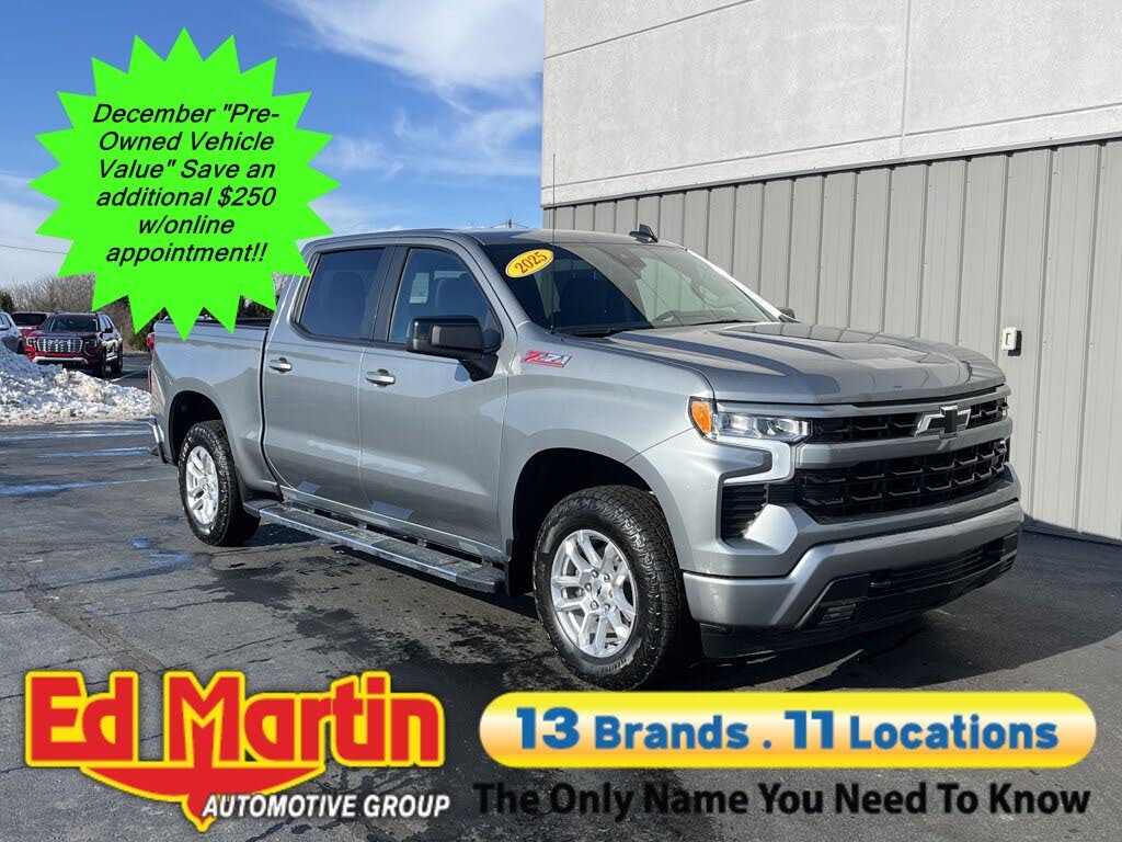 2025 Chevrolet Silverado 1500 RST Crew Cab 4WD