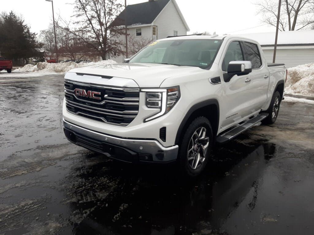 2025 GMC Sierra 1500 SLT Crew Cab 4WD