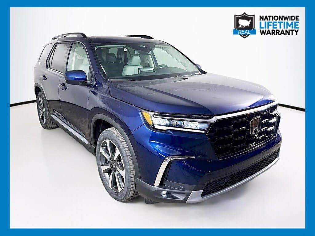 2025 Honda Pilot Touring FWD