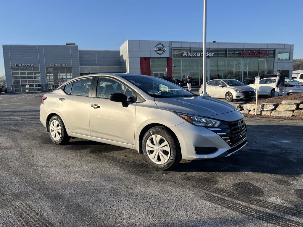 2025 Nissan Versa S FWD