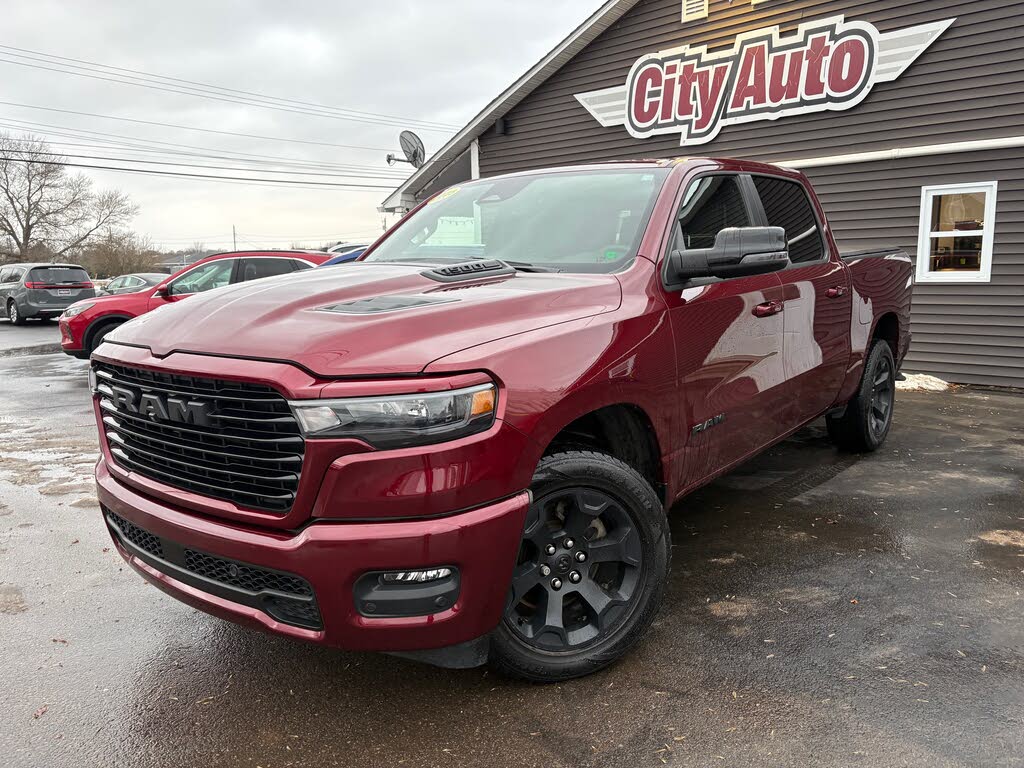 2025 RAM 1500 Sport Crew Cab 4WD