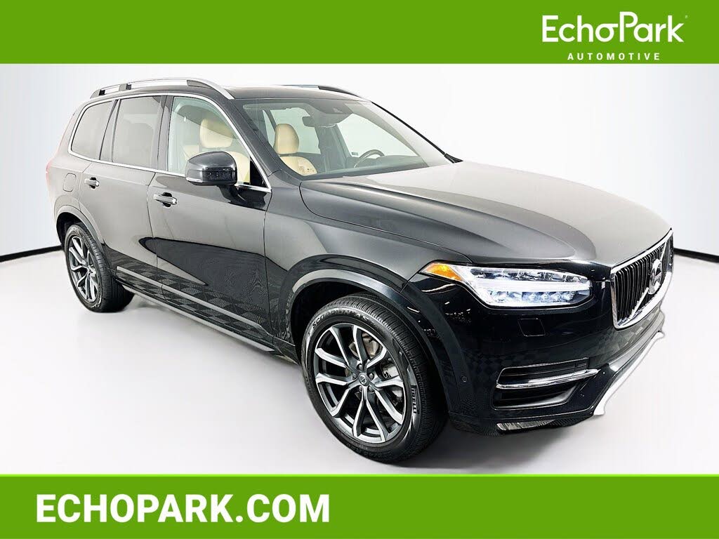 2016 Volvo XC90 T6 Momentum AWD