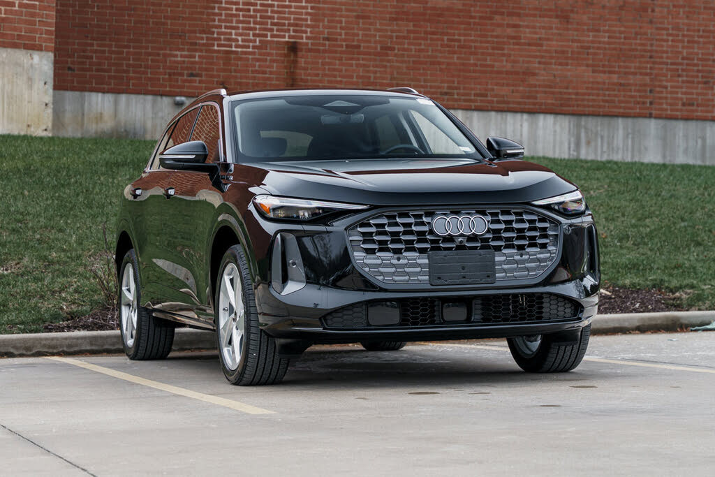 2025 Audi Q5 quattro Premium Plus 40 TFSI