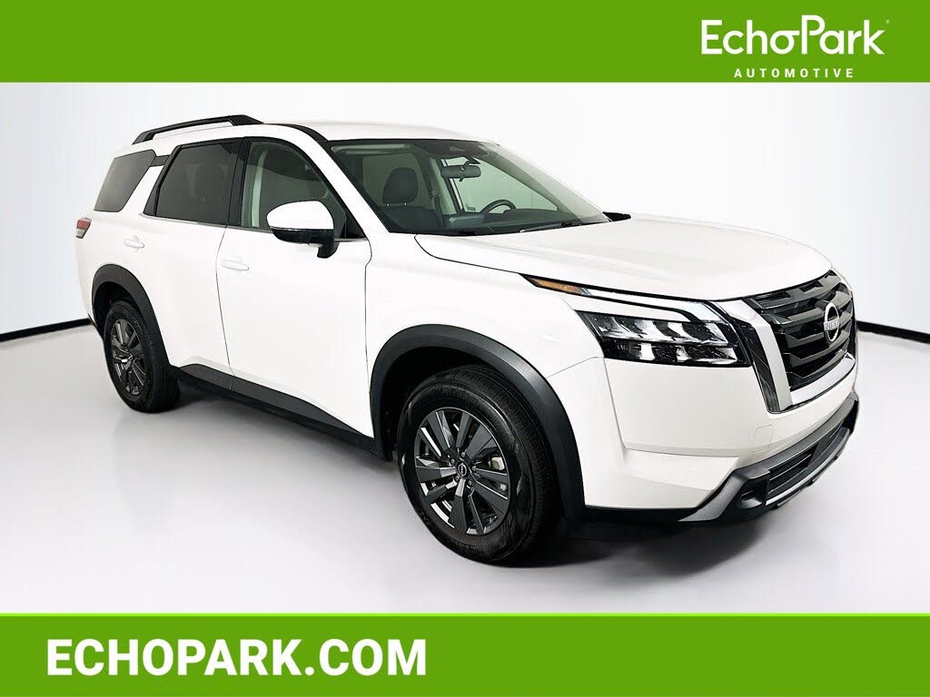 2025 Nissan Pathfinder SV FWD