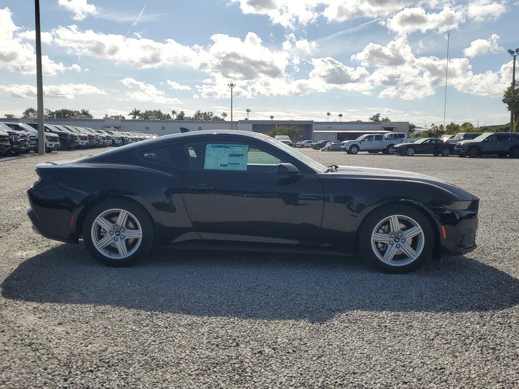 2026 Ford Mustang EcoBoost Fastback RWD