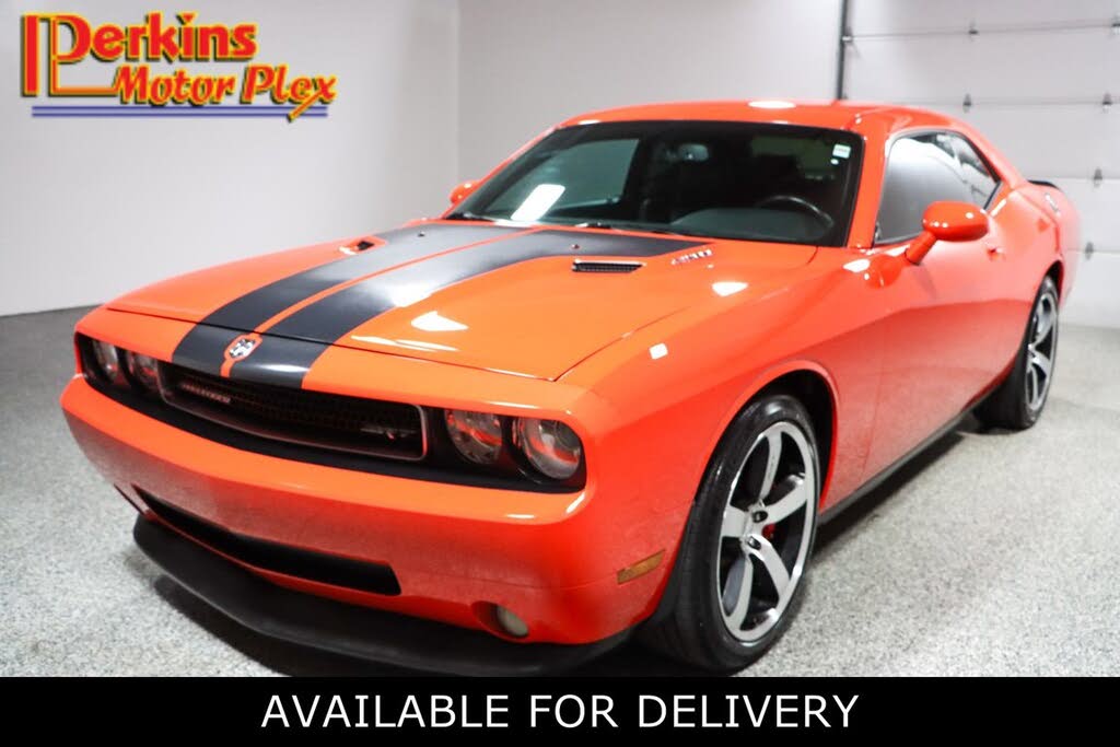 2010 Dodge Challenger SRT8 RWD