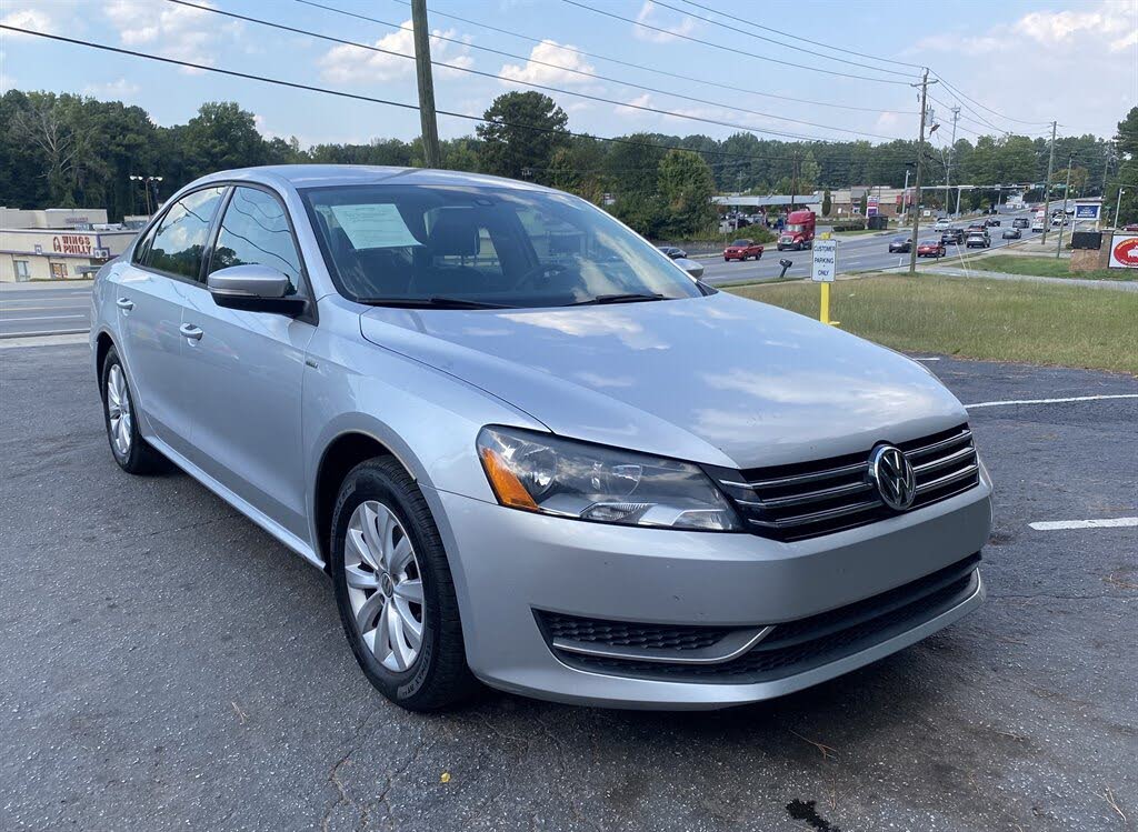 2013 Volkswagen Passat Wolfsburg Edition