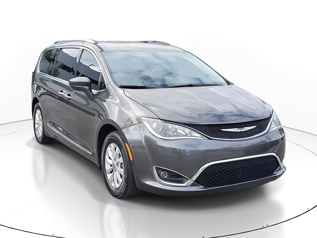 2019 Chrysler Pacifica Touring L FWD