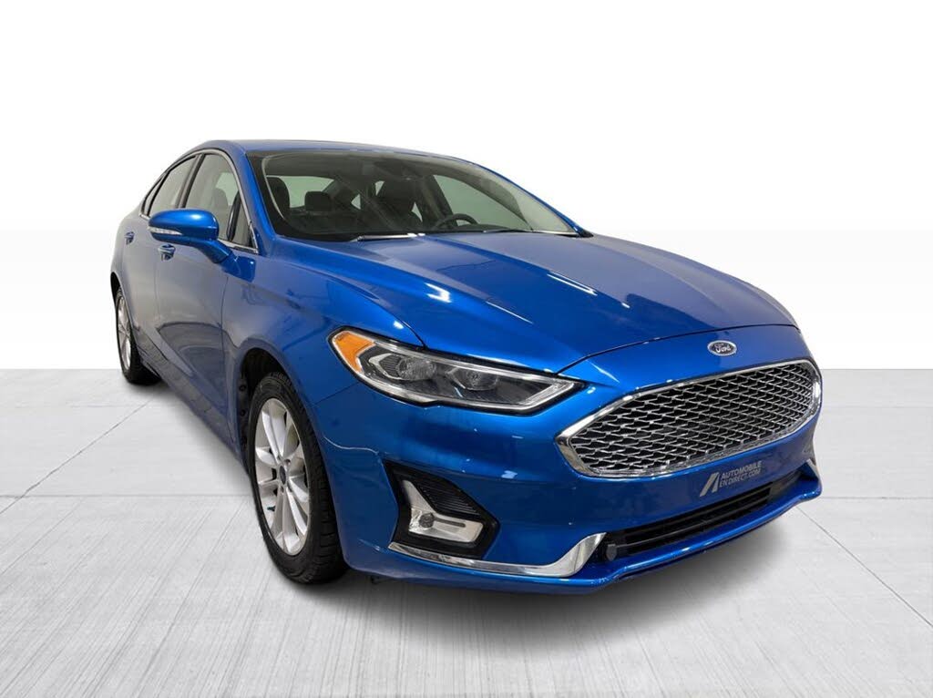 Ford Fusion Energi Titanium FWD 2020