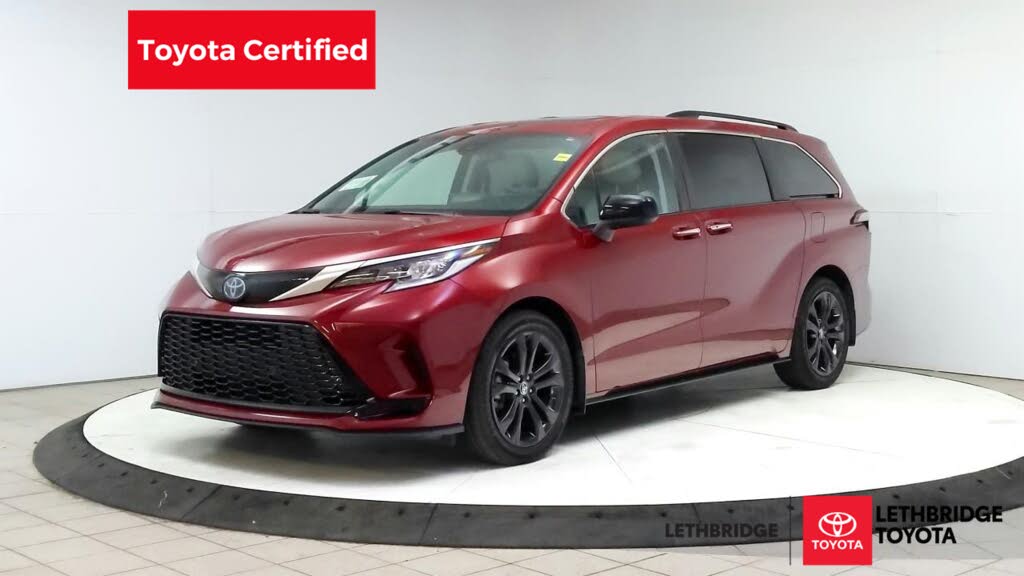 2023 Toyota Sienna XSE 7-Passenger FWD