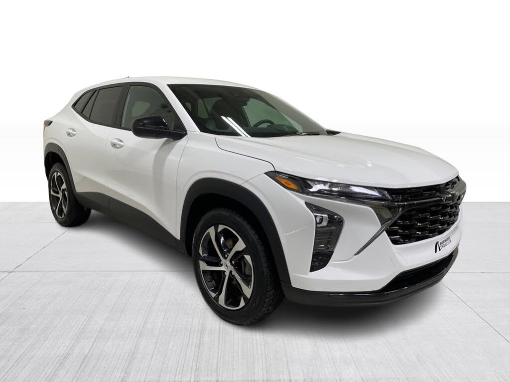 2024 Chevrolet Trax RS with 1RS FWD