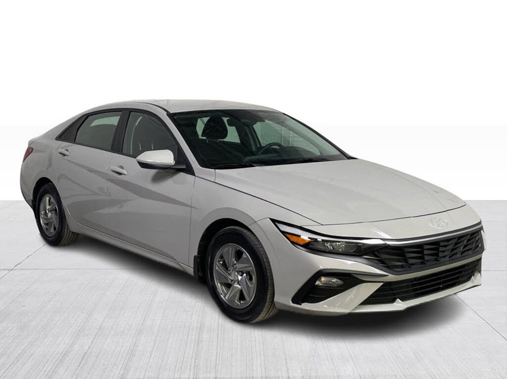2024 Hyundai Elantra Preferred FWD