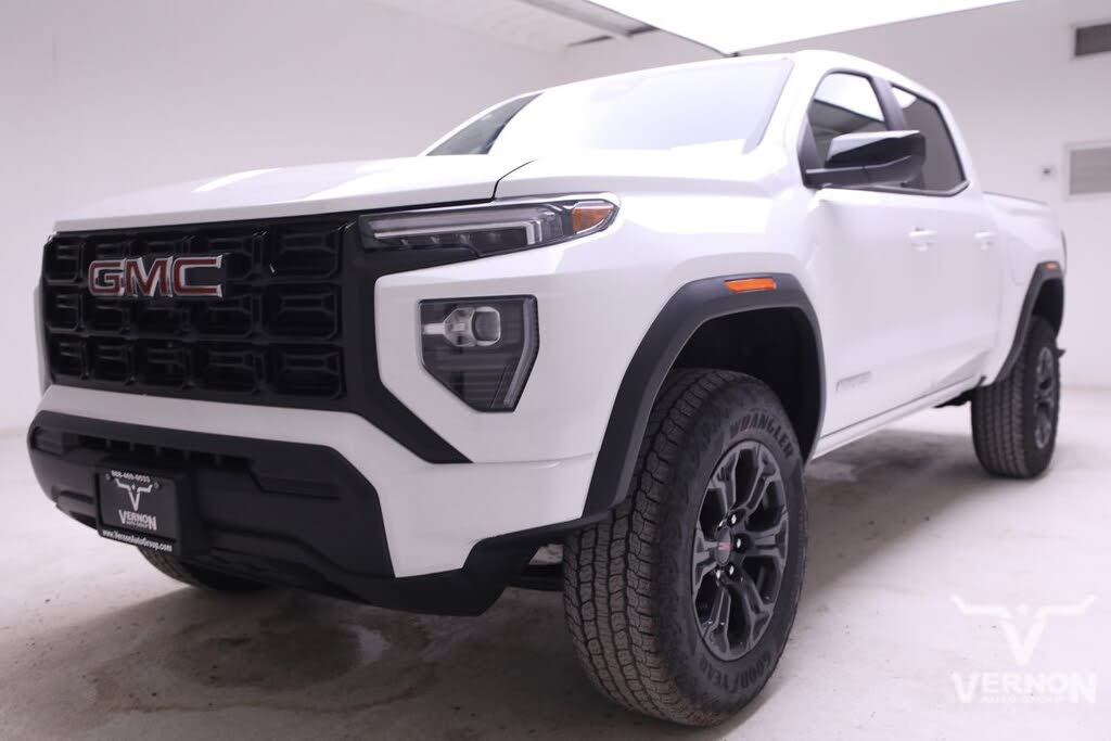 2025 GMC Canyon Elevation Crew Cab RWD