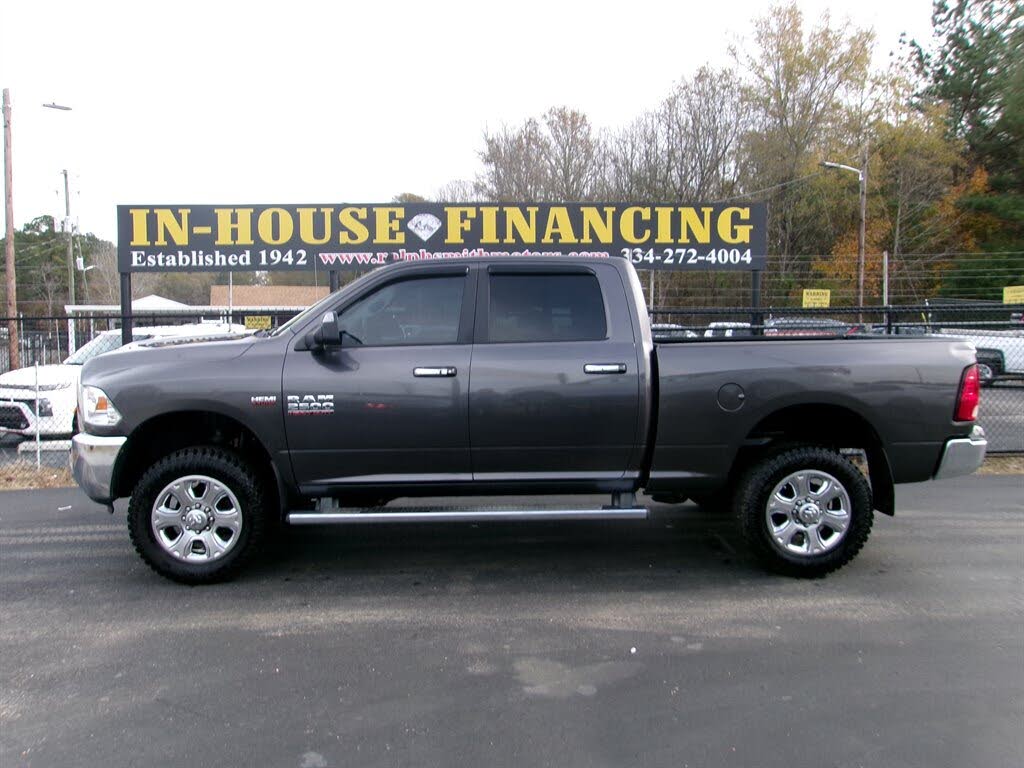 2015 RAM 2500 SLT Crew Cab 4WD