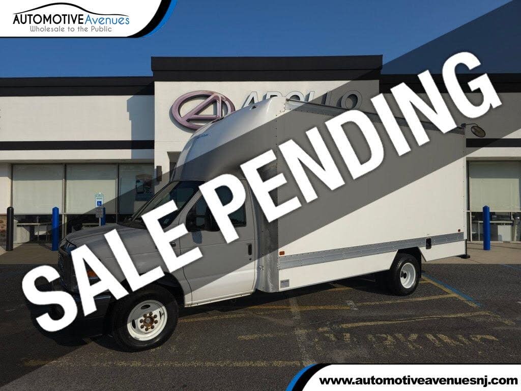 2023 Ford E-Series Chassis E-450 SD Cutaway 176 RWD