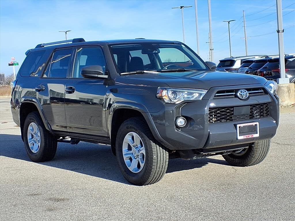 2024 Toyota 4Runner SR5 4WD