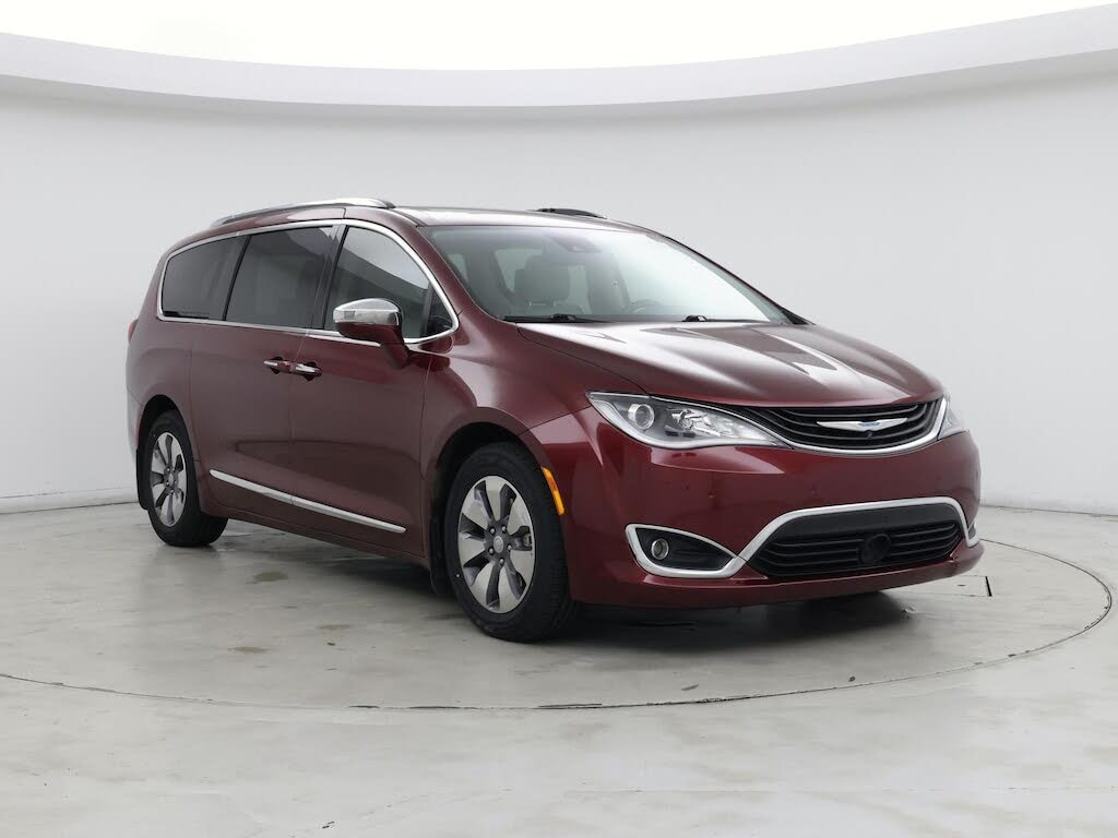 2018 Chrysler Pacifica Hybrid Limited FWD