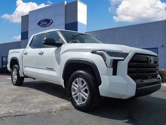 2024 Toyota Tundra SR5 CrewMax Cab 4WD