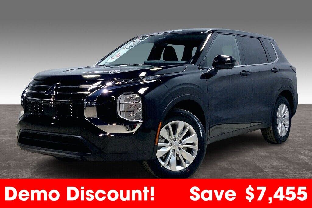 Mitsubishi Outlander ES FWD 2025