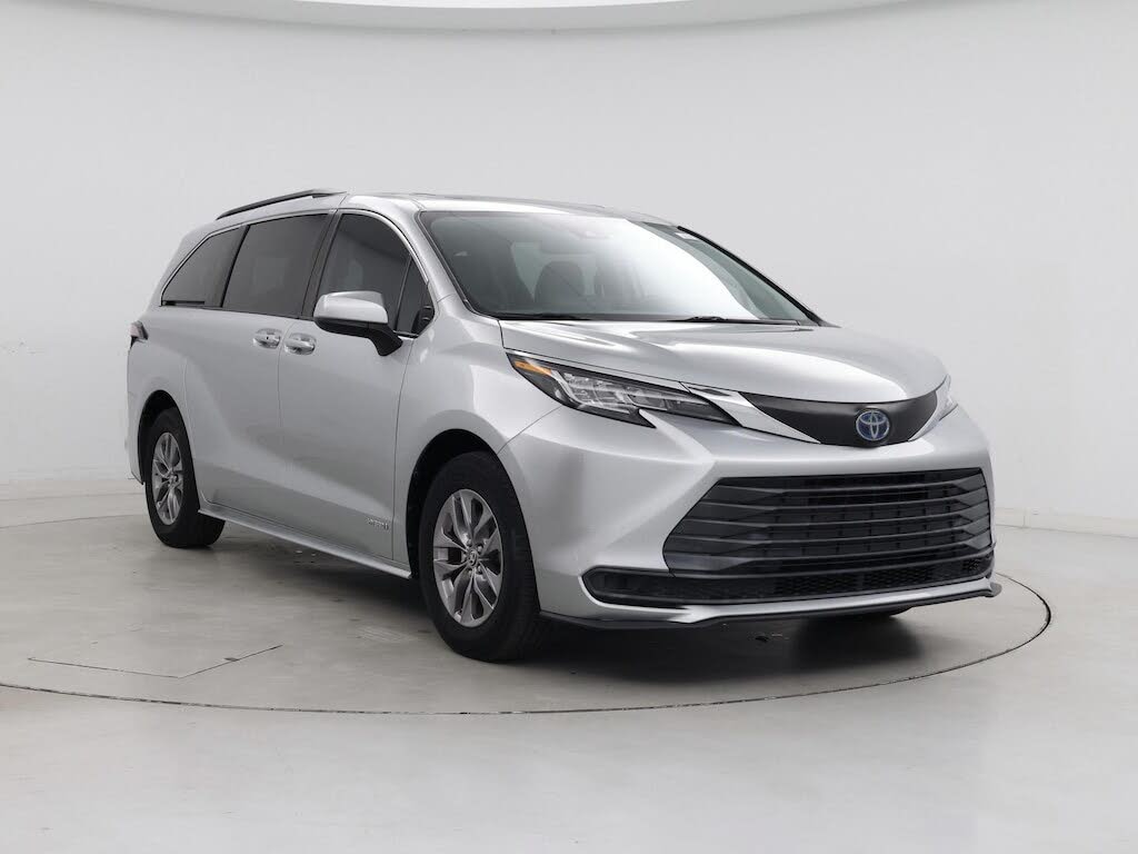 2021 Toyota Sienna LE 8-Passenger AWD