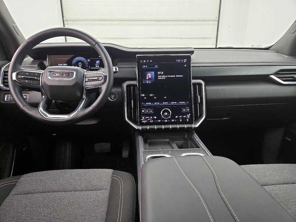 2025 GMC Acadia Elevation AWD