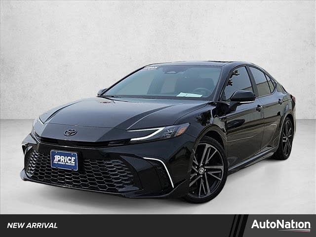 2025 Toyota Camry XSE FWD