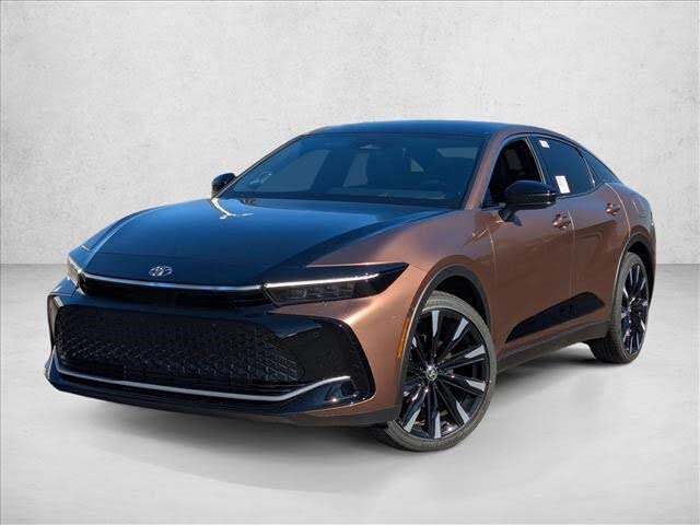 2026 Toyota Crown Platinum AWD