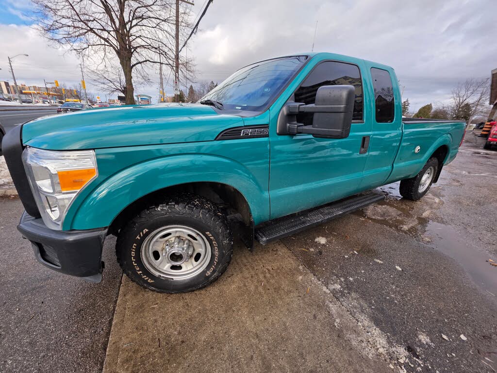 Ford F-250 Super Duty XL SuperCab 2012